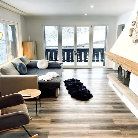 Apartment Modern Designed, Luxury Mountain View