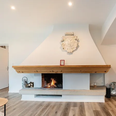 Modern Designed, Luxury Mountain View *