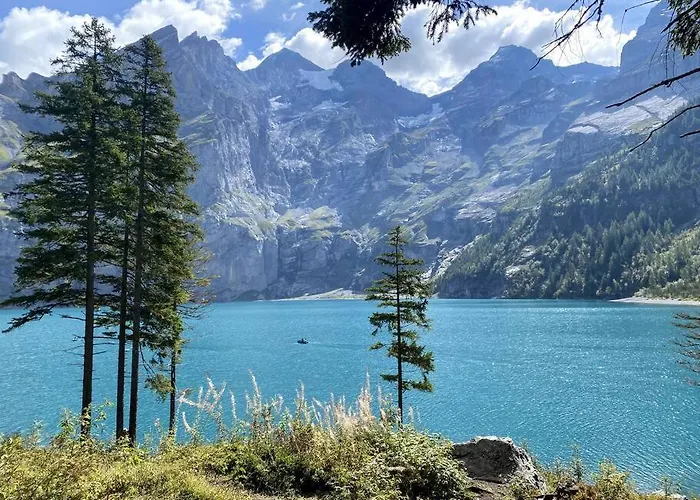 Modern Designed, Luxury Mountain View Lejlighed