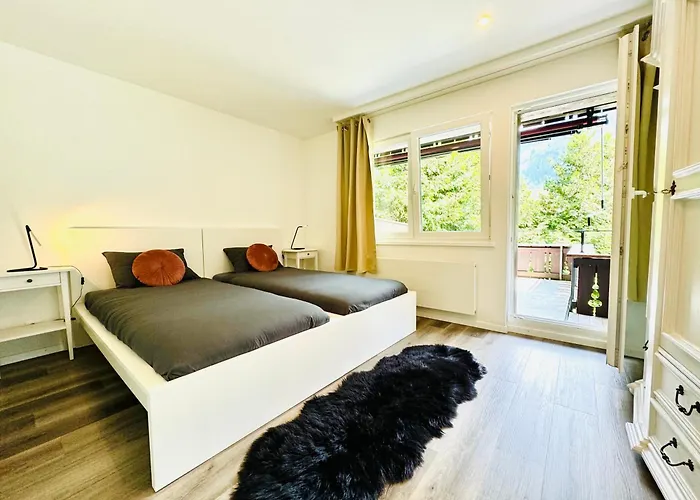 Modern Designed, Luxury Mountain View Lejlighed