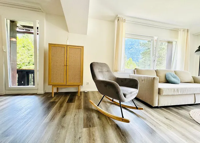 Modern Designed, Luxury Mountain View Lejlighed *