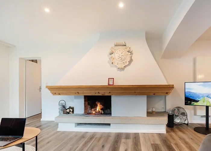 Modern Designed, Luxury Mountain View *