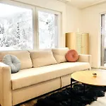 Апартаменты Modern Designed, Luxury Mountain View Кандерштег