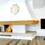 Modern Designed, Luxury Mountain View Апартаменты *