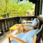Апартаменты Modern Designed, Luxury Mountain View *